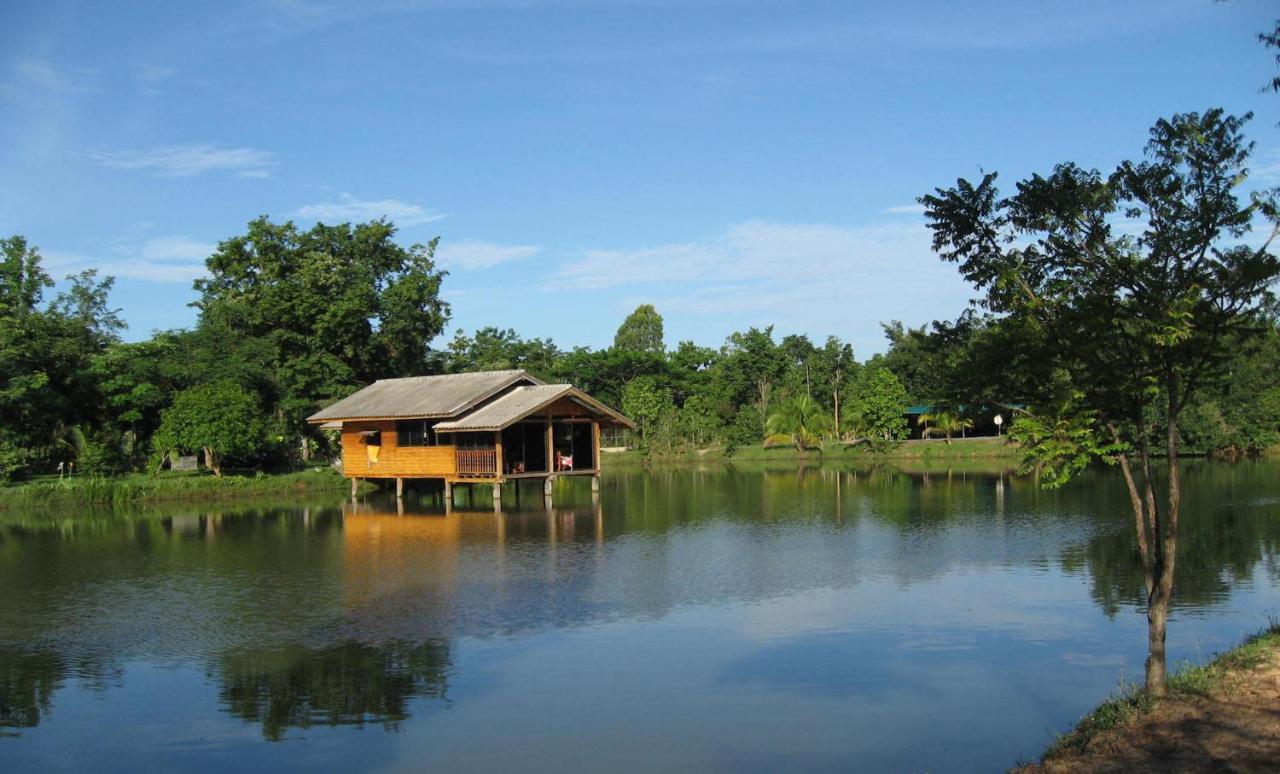 Isaan Perazim Park Hotel Roi Et Exterior foto