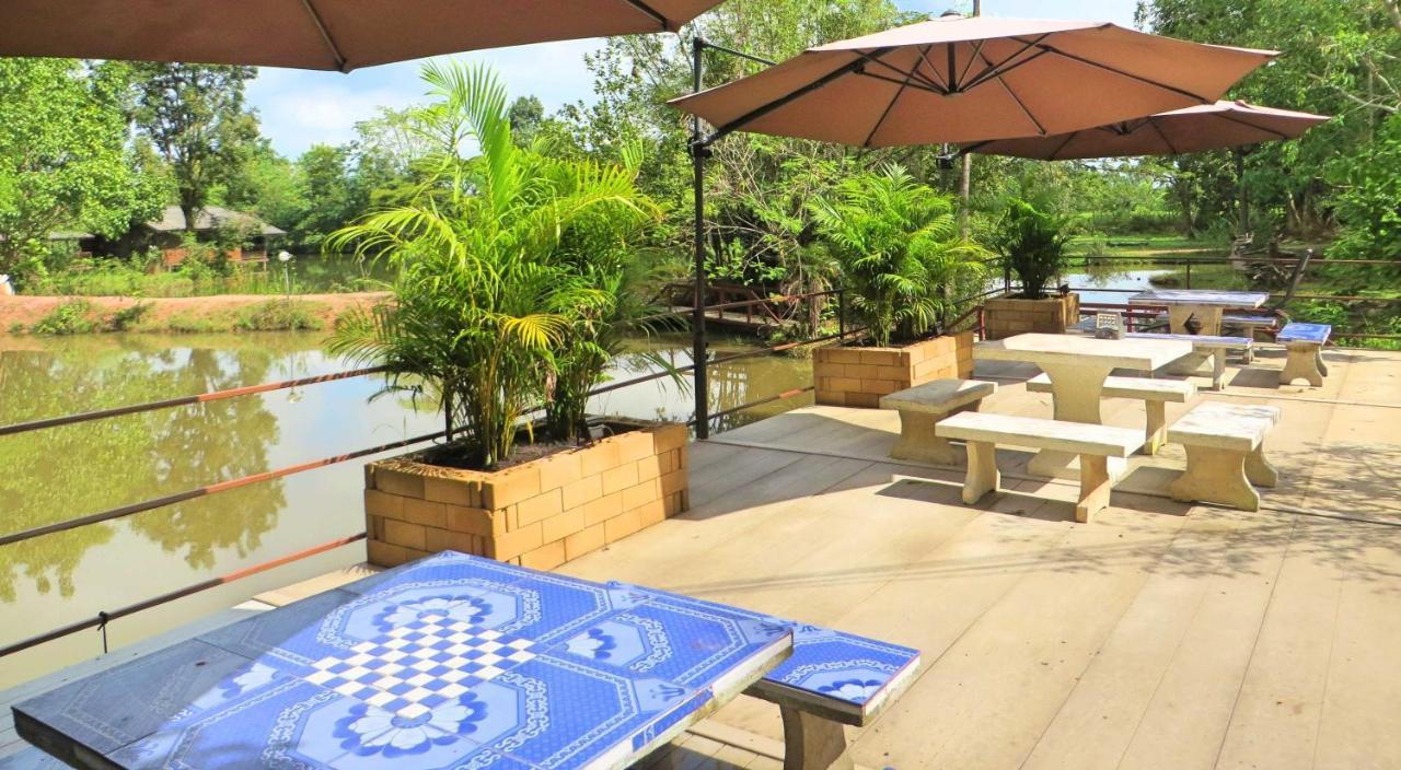 Isaan Perazim Park Hotel Roi Et Exterior foto