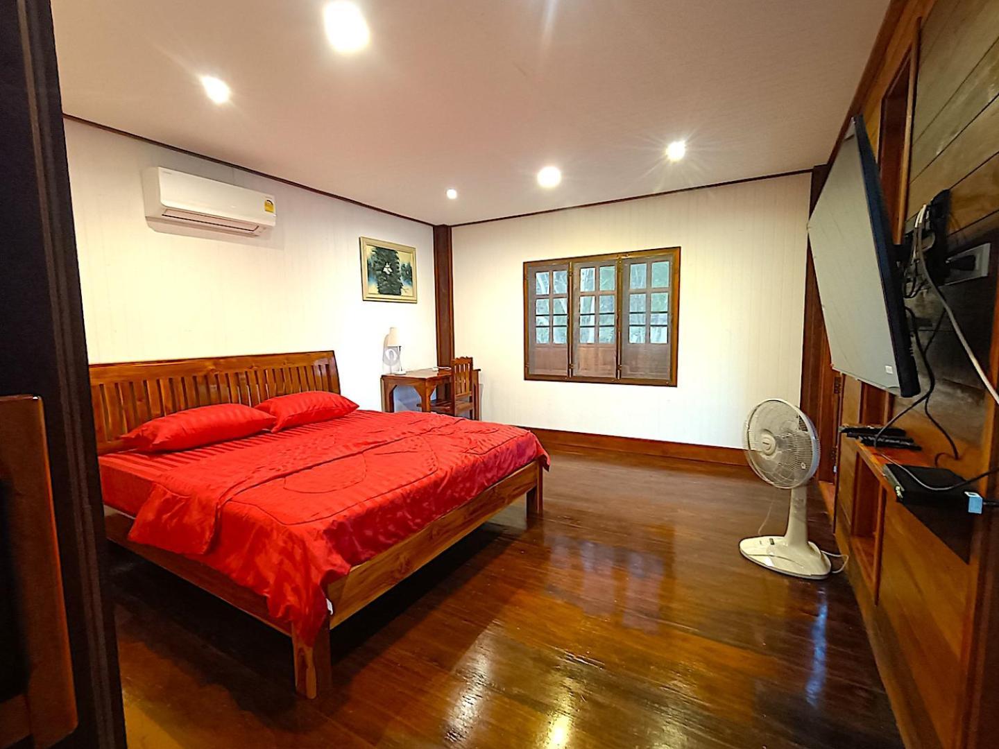 Isaan Perazim Park Hotel Roi Et Exterior foto