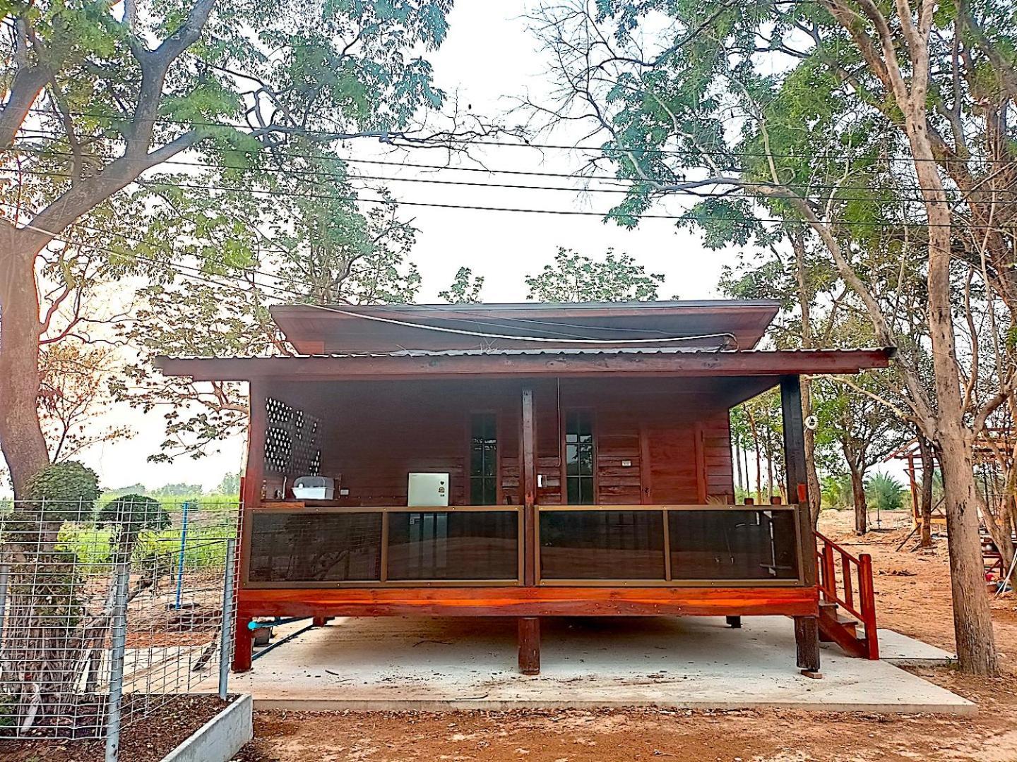 Isaan Perazim Park Hotel Roi Et Exterior foto